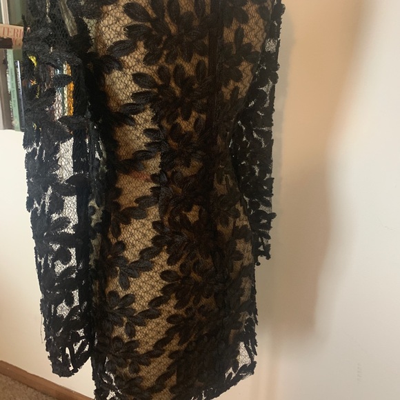 black cover dress - Picture 5 of 5